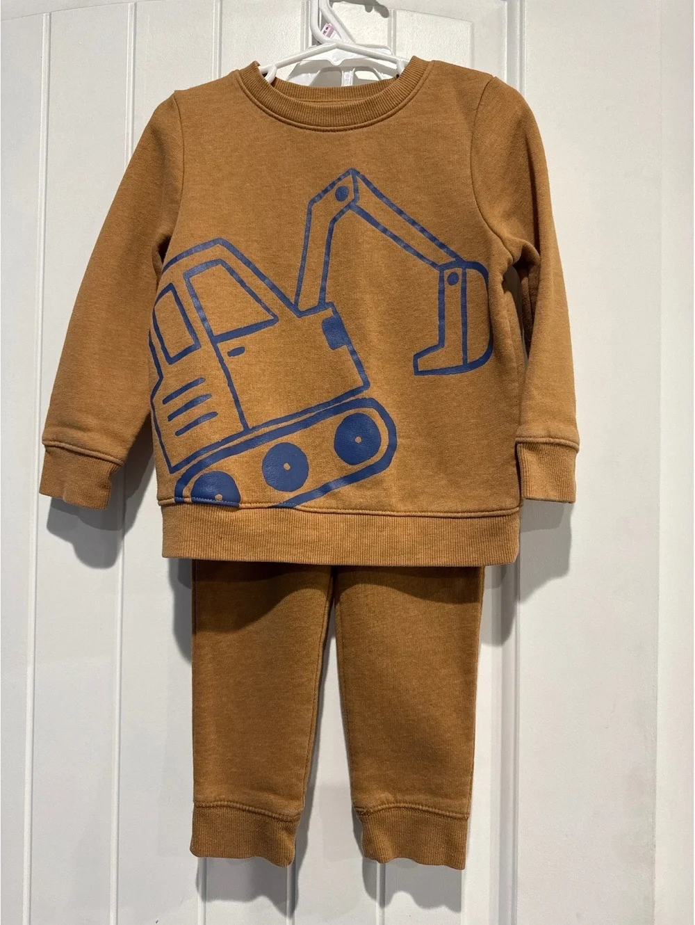 Boys 3T Hoodie & Jogger Set